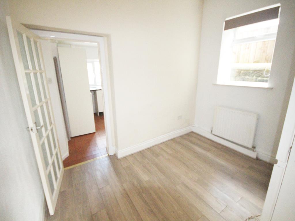 2 bedroom end terrace house To Let in Barnoldswick - IMG_3964.jpg